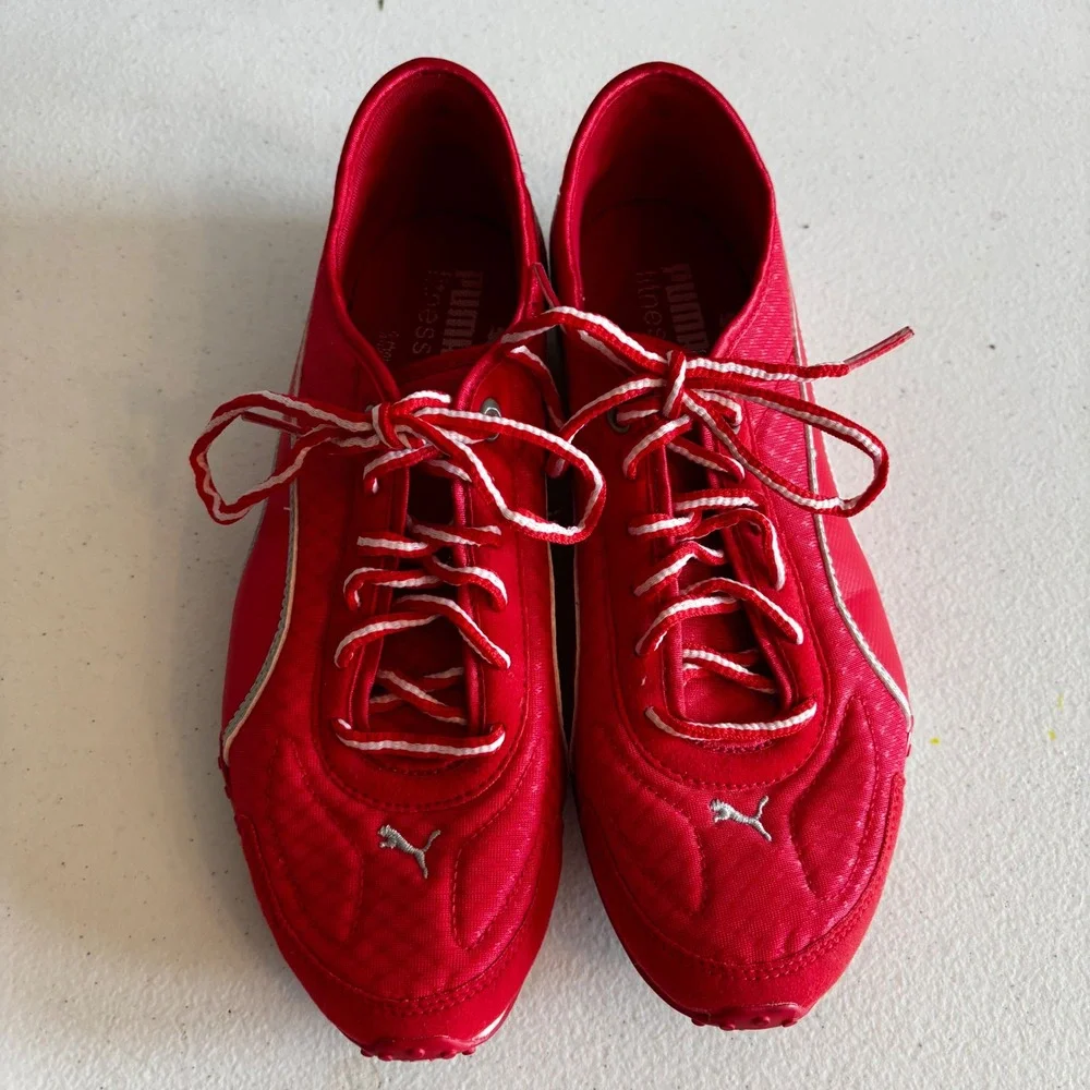 Puma Fitness Women Red Silver Low Top Athletic Sneakers Shoes Size 8 Lace Up